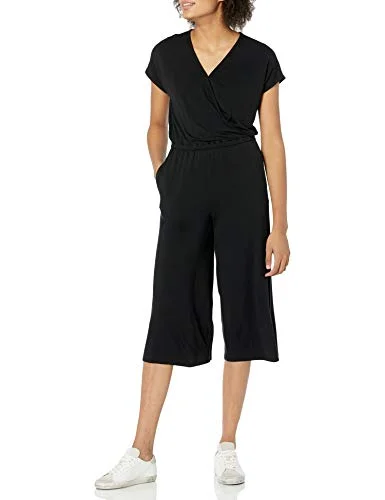 Amazon Essentials dam kortärmad Surplice beskuren overall med brett ben, svart, medium 195111429069