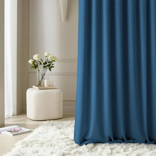 ROOM99 Gardin med veckband aura 140 x 300 cm bredd höjd, mörkläggning, glidande gardiner, dekoration, modern gardin, vardagsrum, sovrum, mörkblå, 1 st 5908224070777