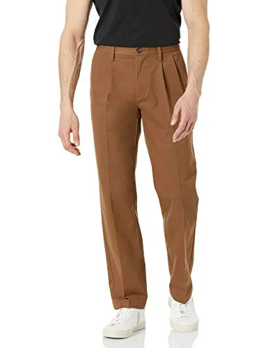 Amazon Essentials herr klassisk passform skrynkelfri veckad chinos byxa för män (finns i stora och långa), mörk kaki brun, 30 B x 32 L 195111324821